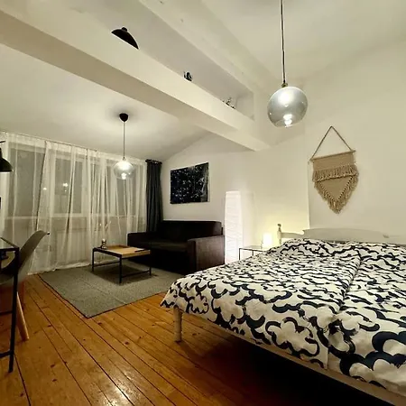 Sweet Spot: & Cozy Sofia